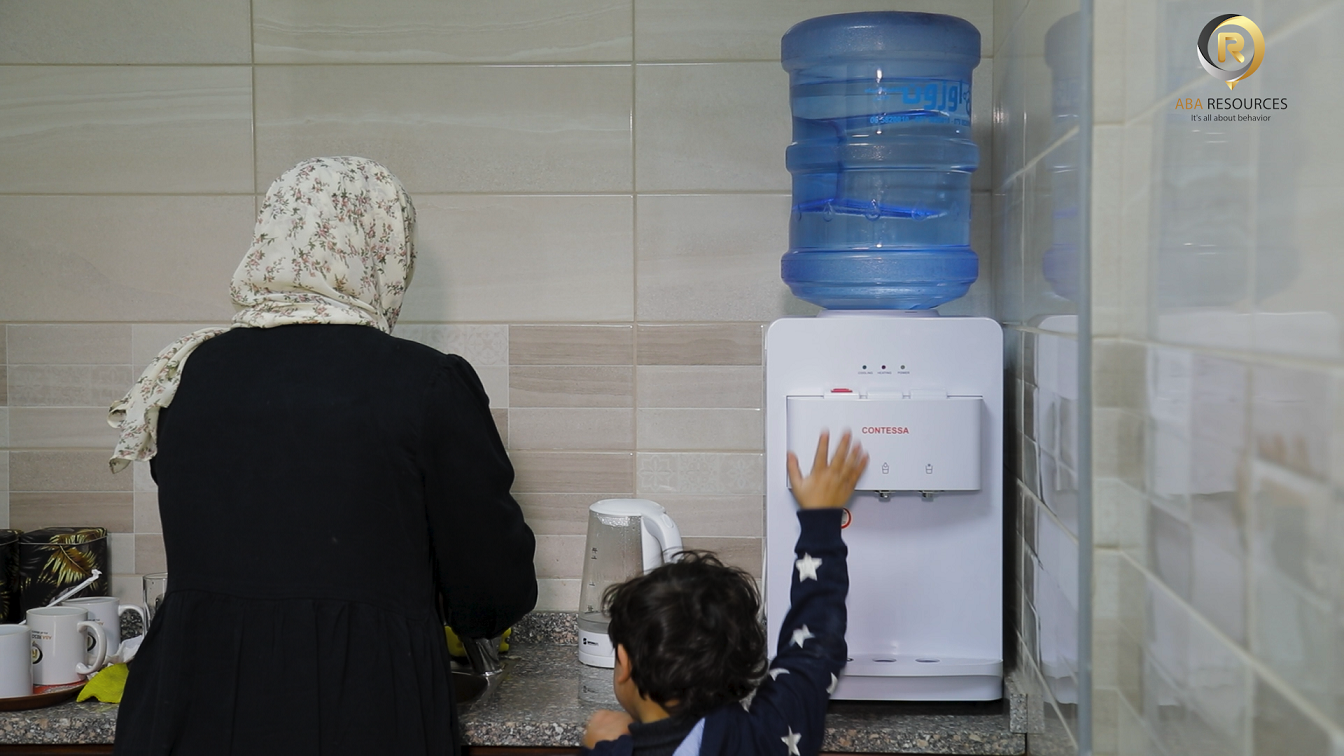 التعليم في البيئة الطبيعية (NET) في تحليل السلوك التطبيقي